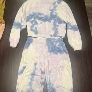 American Eagle Blue Tie-Dye Crewneck & Jogger Set